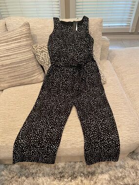 ✨NWT Banana Republic Black Jumpsuit with White Dot Print